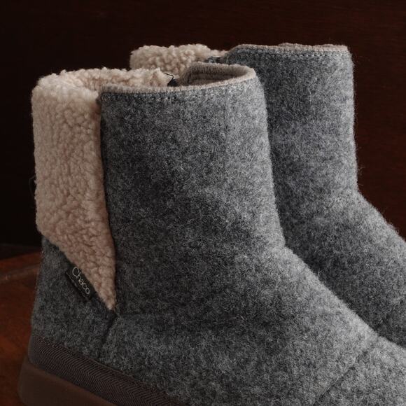 Chaco Boots Womens SZ 7.5 Gray Revel Tall Side Zip Cozy Comfort Felted Outdoor - Picture 6 of 16